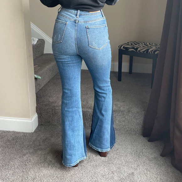 Cello two-tone flare high rise jeans juniors size 7 - Picture 6 of 9